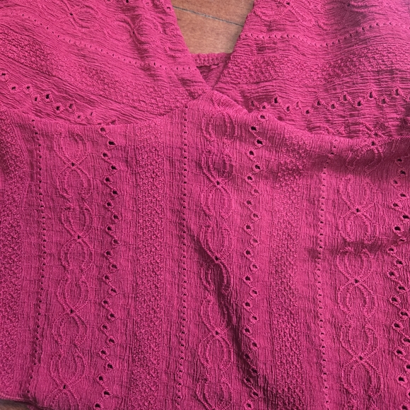 Women's Red Halter Top Crochet Like Details Tie Neck Babydoll Size Small - Picture 4 of 5